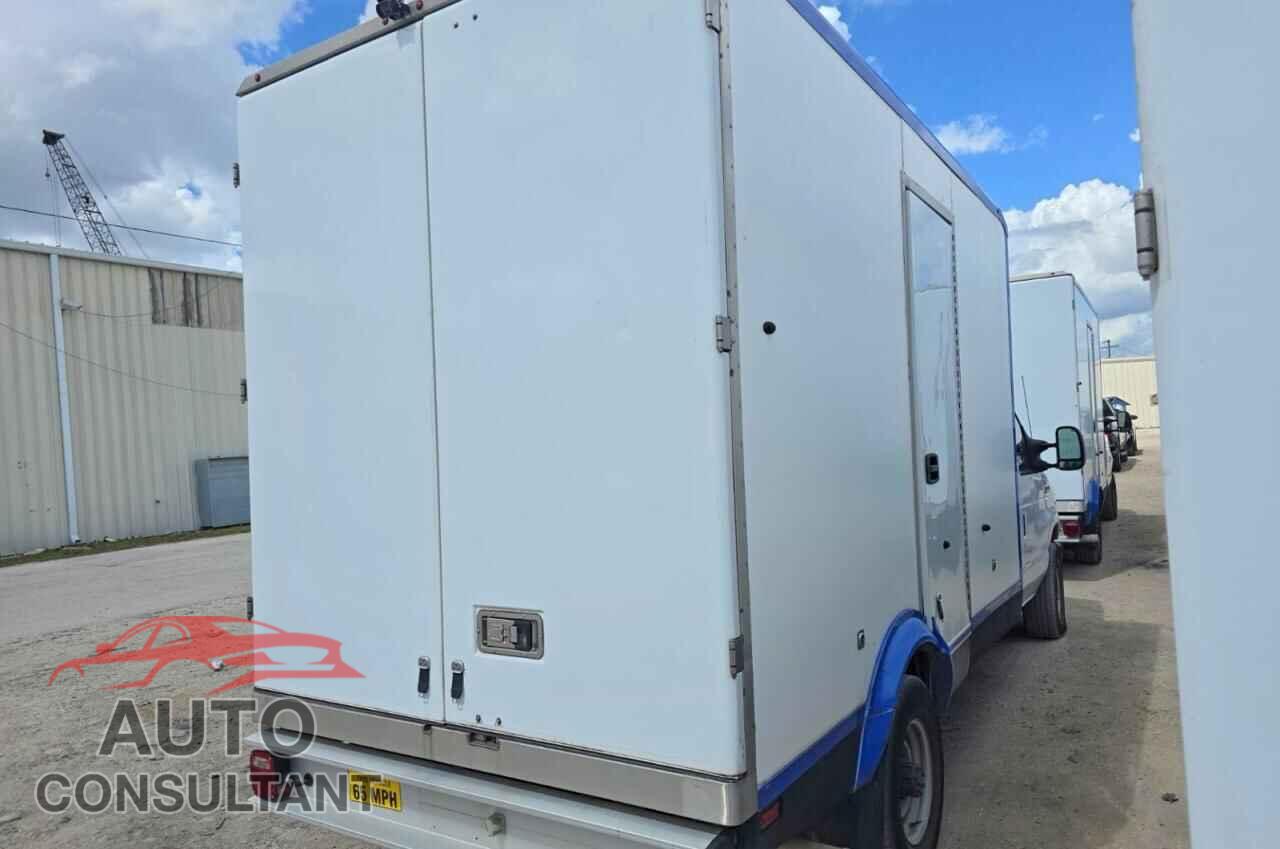 FORD ECONOLINE 2023 - 1FDWE3FK6PDD14711