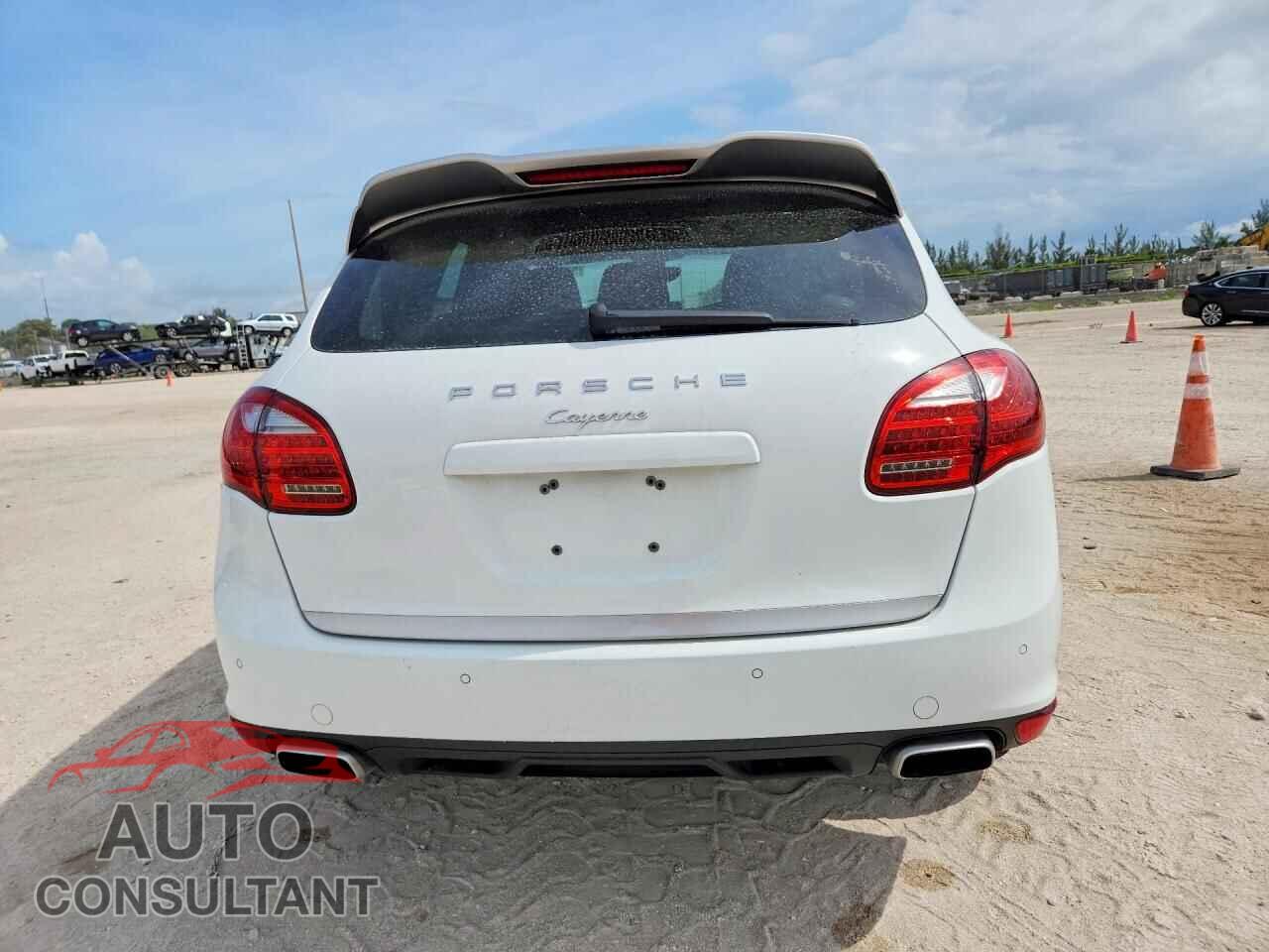 PORSCHE CAYENNE 2014 - WP1AA2A28ELA97451
