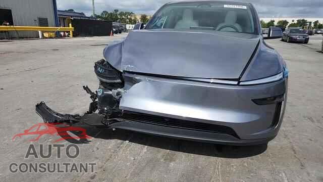 TESLA MODEL Y 2026 - 7SAYGDEE1TA401122