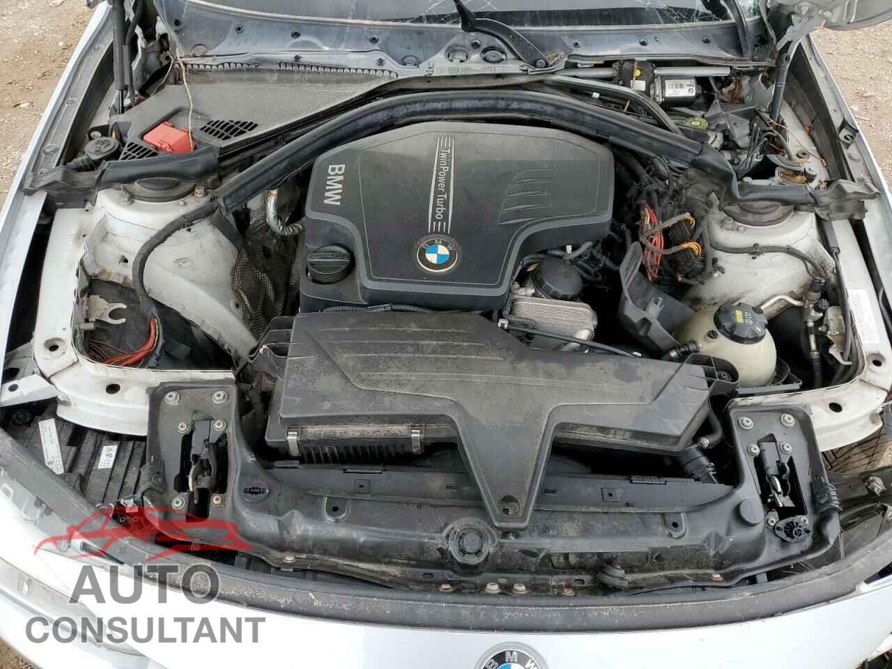 BMW 3 SERIES 2015 - WBA3C3C58FP663617