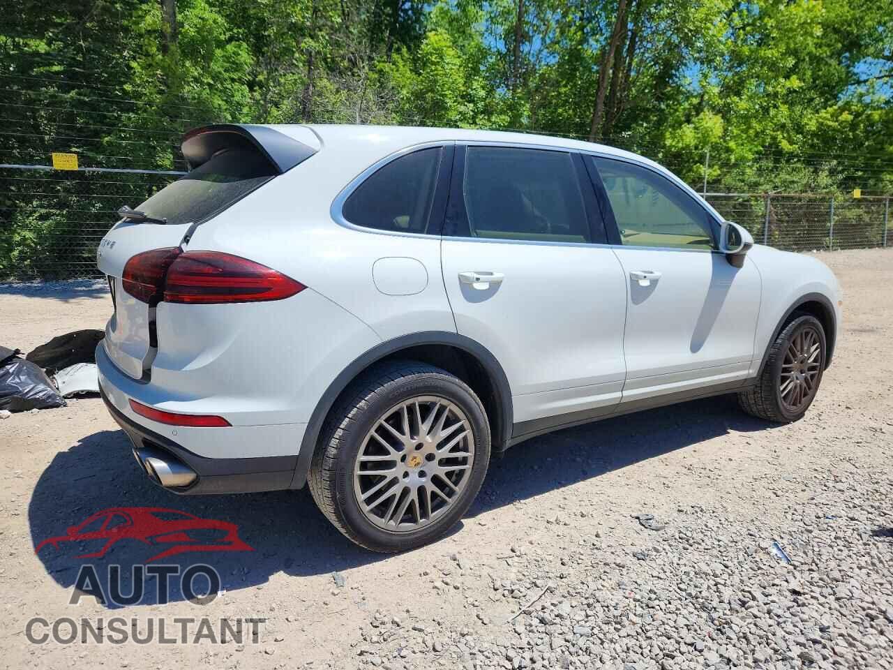 PORSCHE CAYENNE 2016 - WP1AB2A22GLA95260