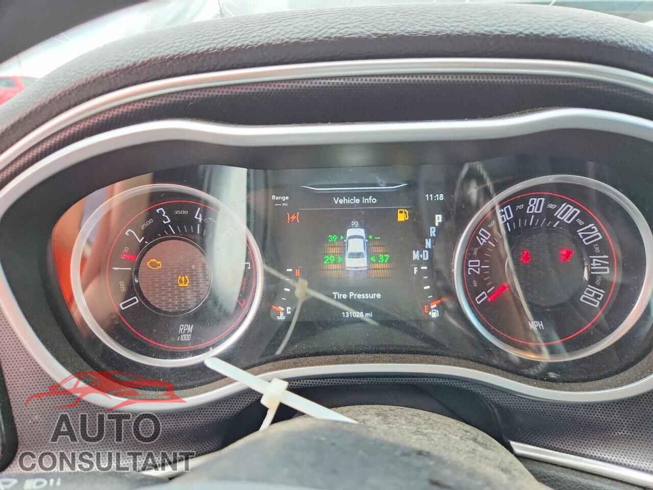 DODGE CHALLENGER 2018 - 2C3CDZGG6JH138877