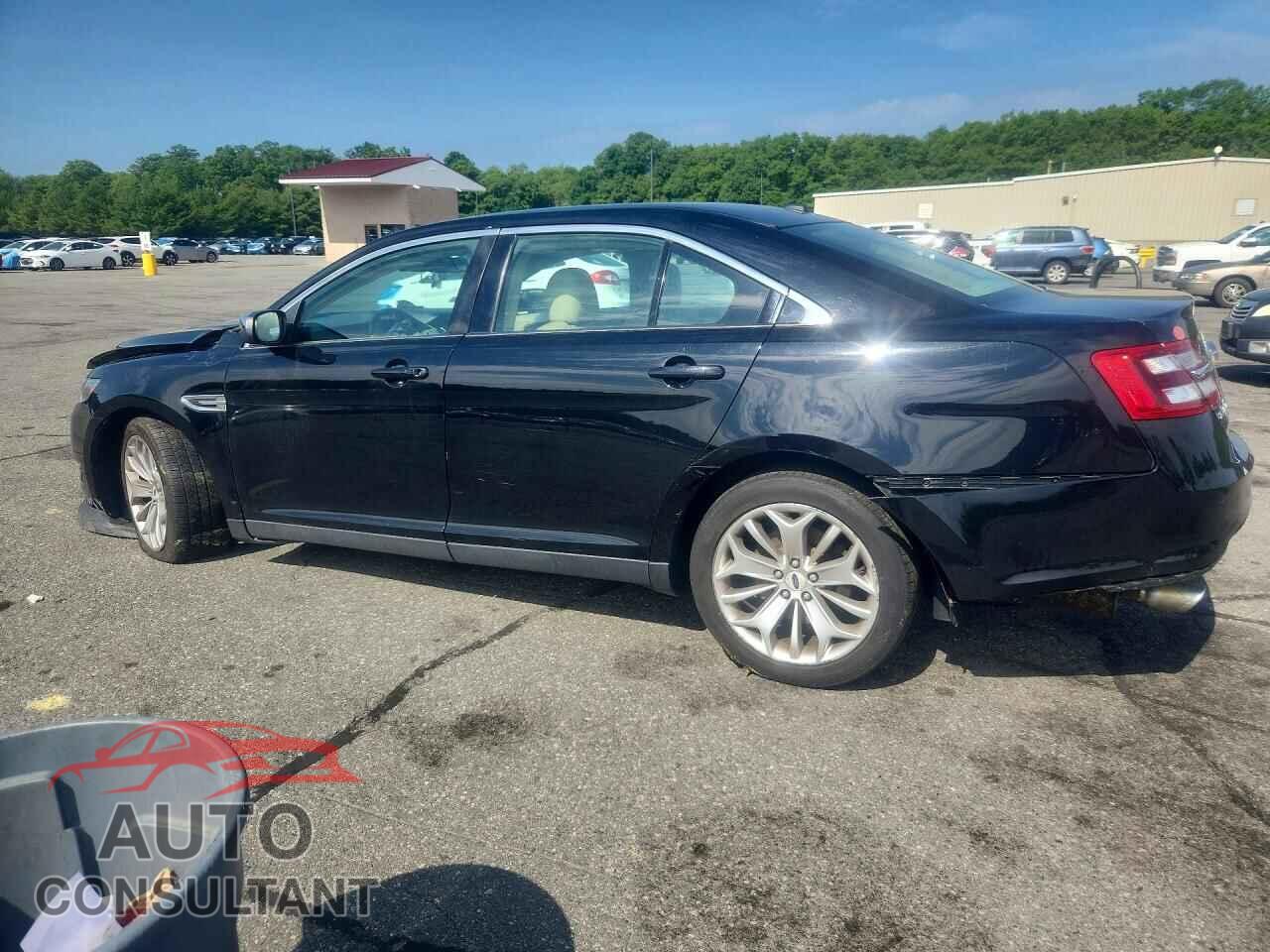 FORD TAURUS 2017 - 1FAHP2F87HG104467
