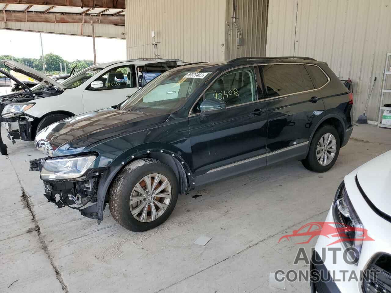 VOLKSWAGEN TIGUAN 2018 - 3VV3B7AX8JM182588