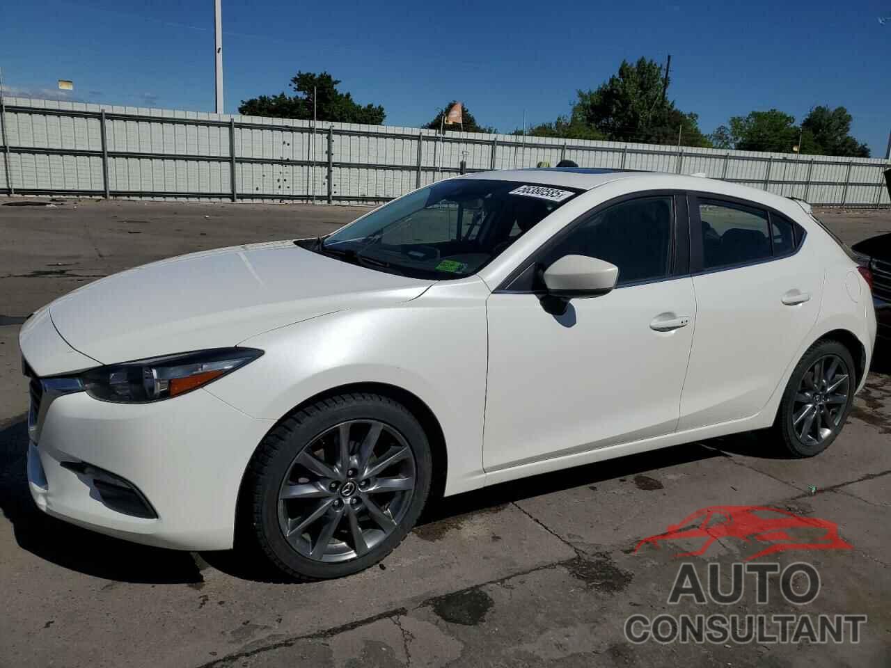 MAZDA 3 2018 - 3MZBN1L3XJM173767