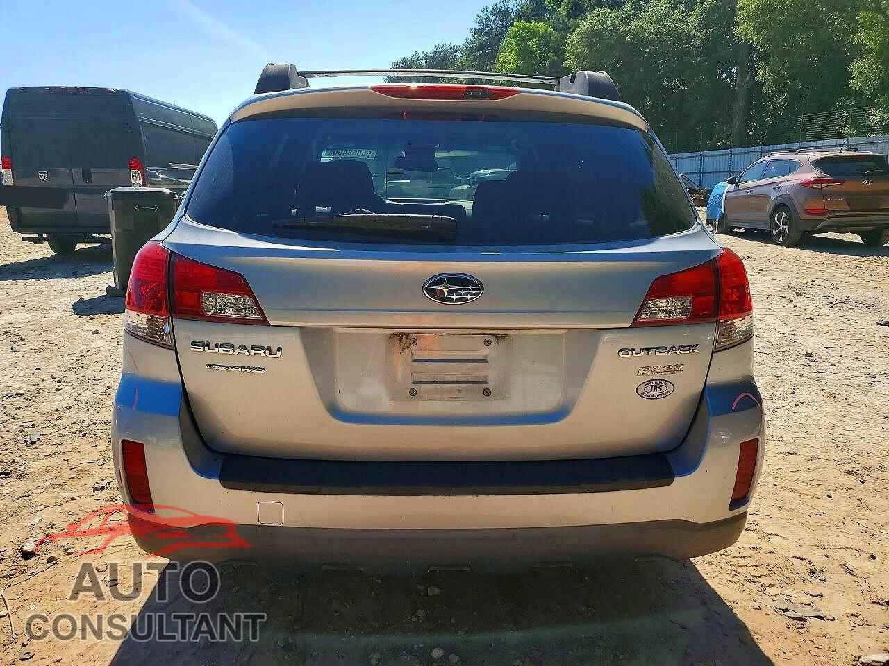 SUBARU OUTBACK 2013 - 4S4BRBCC9D3308686