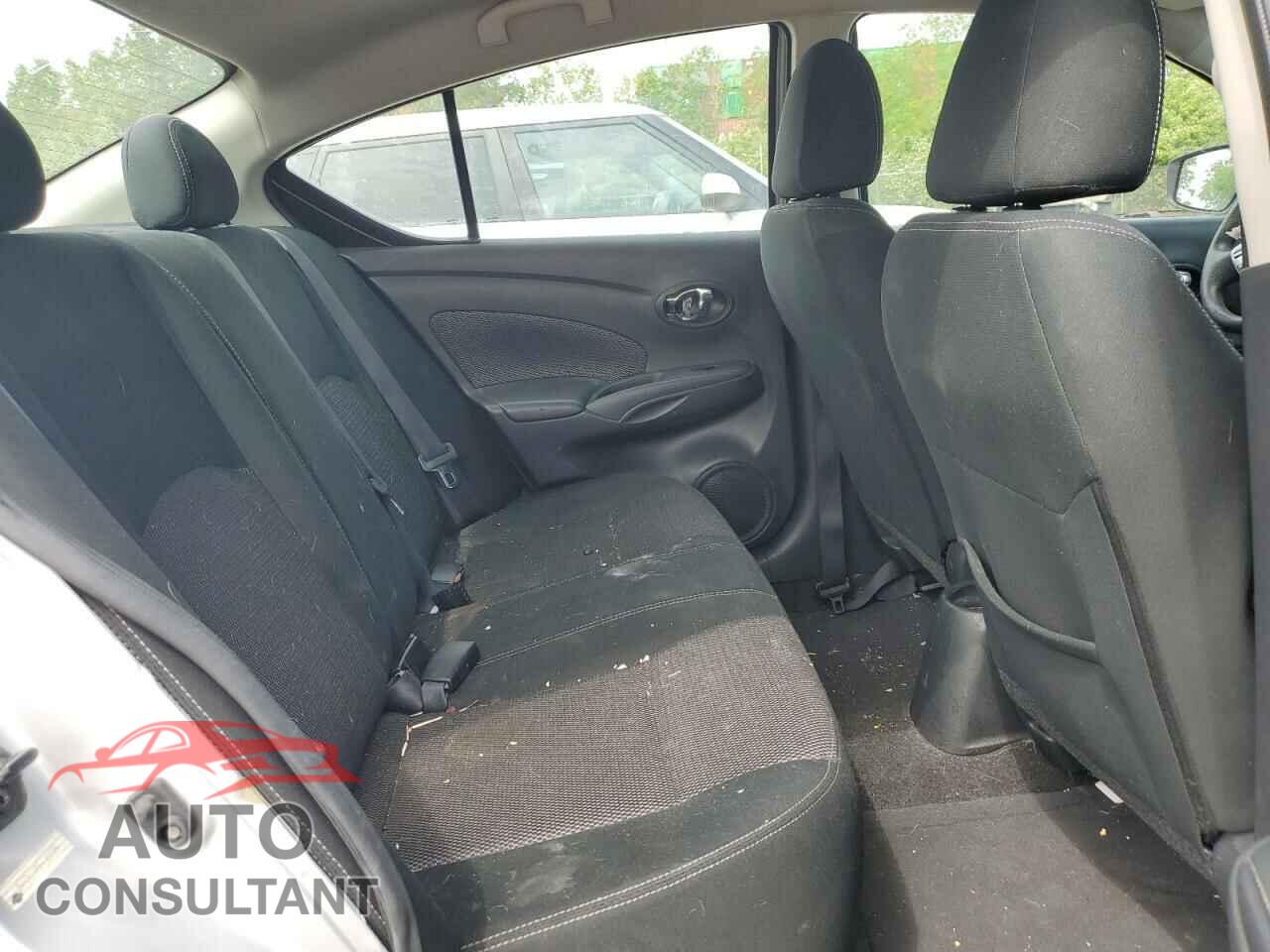 NISSAN VERSA 2017 - 3N1CN7AP3HL866005