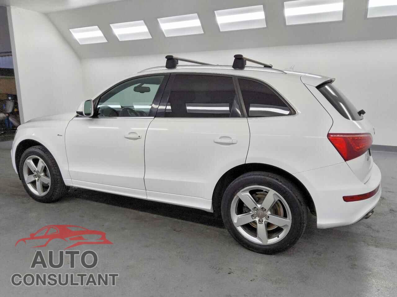 AUDI Q5 2012 - WA1DKAFP8CA033679