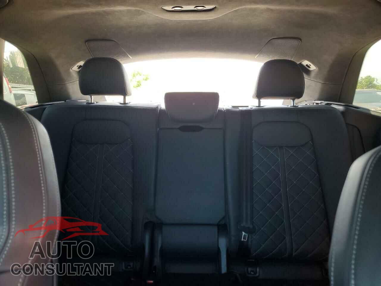 AUDI SQ8 2022 - WA1AWBF1XND024377