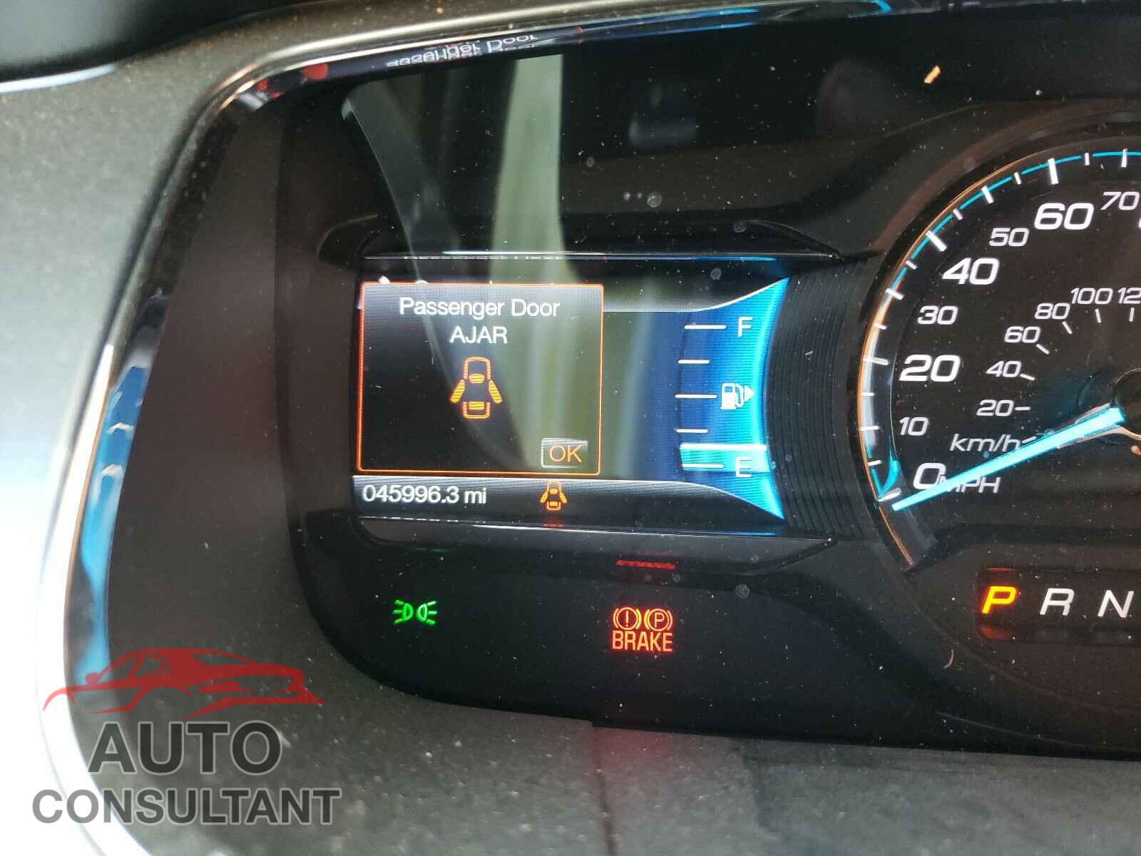 FORD TAURUS 2018 - 1FAHP2E82JG136332
