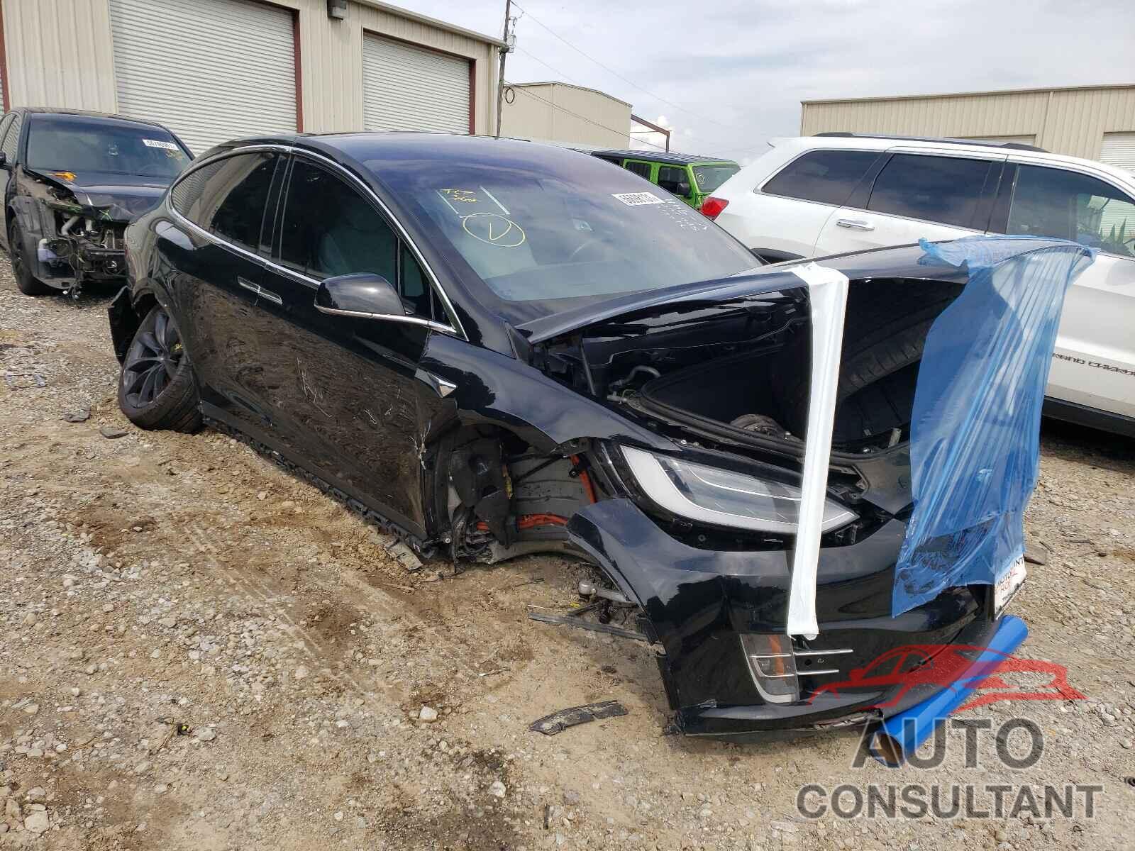 TESLA MODEL X 2017 - 5YJXCDE25HF049411