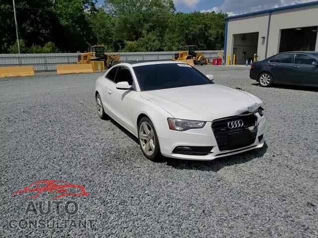 AUDI A5 2013 - WAUCFAFR7DA013705
