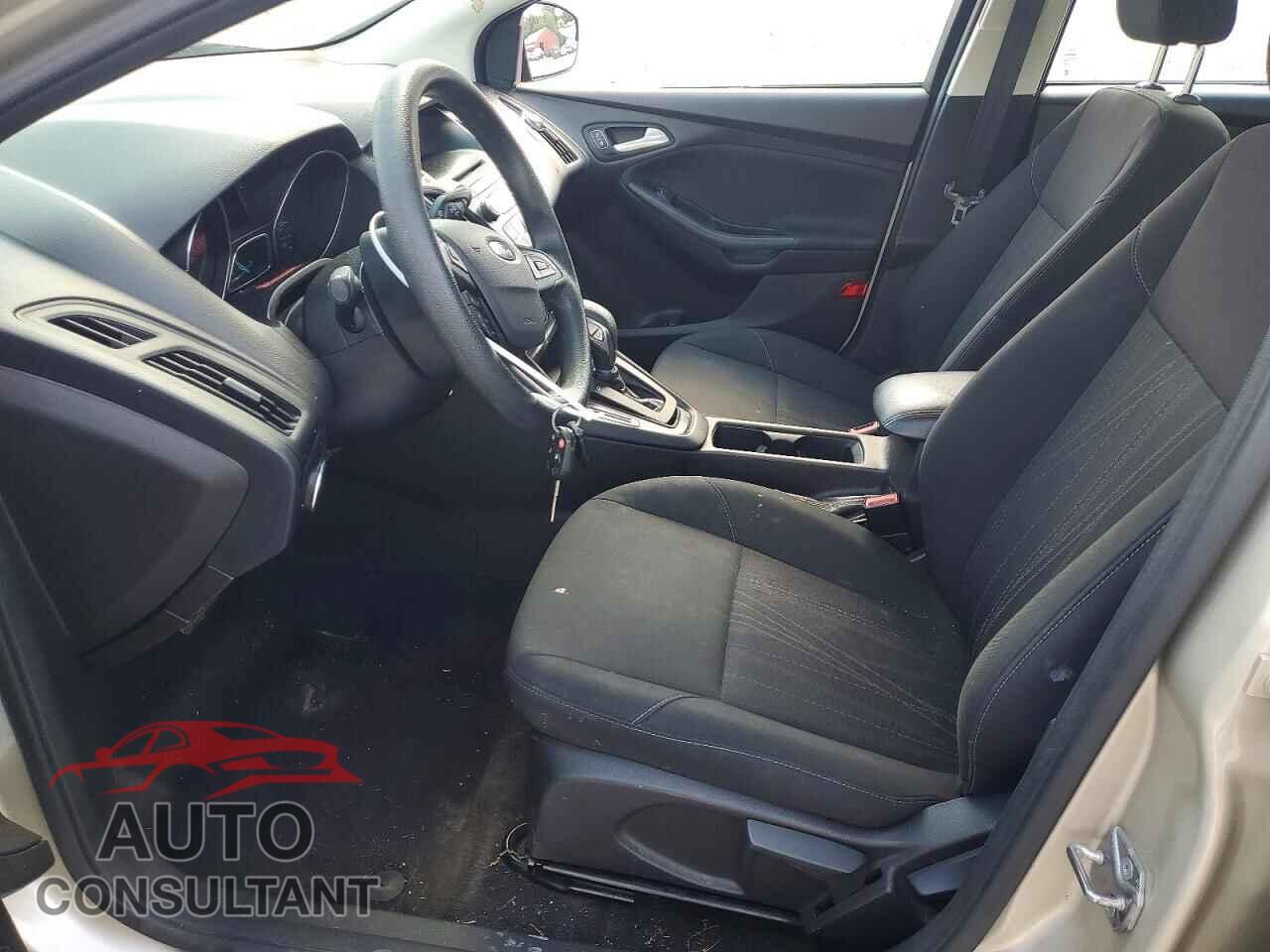 FORD FOCUS 2017 - 1FADP3F26HL265920