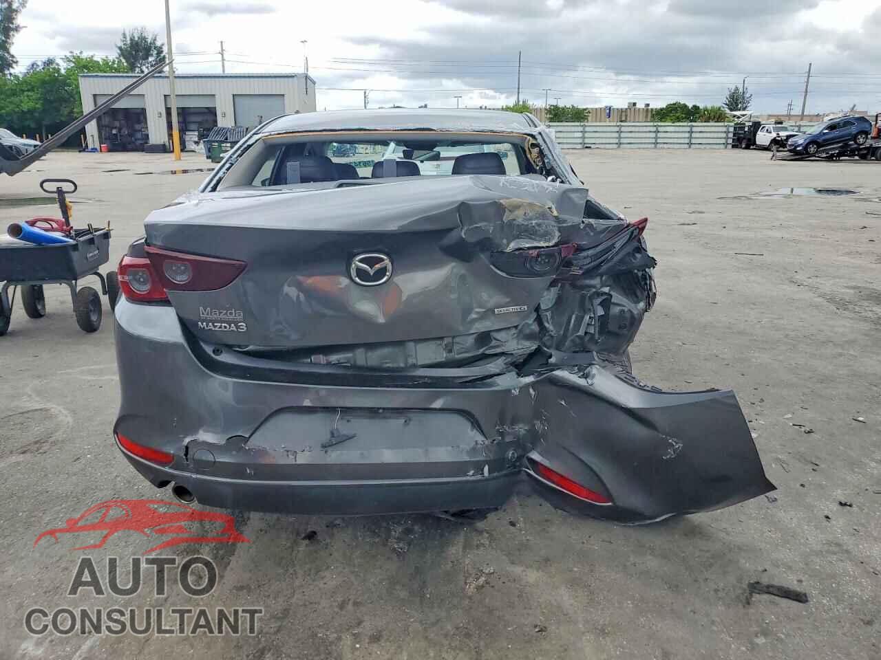 MAZDA 3 2021 - JM1BPABL2M1338470