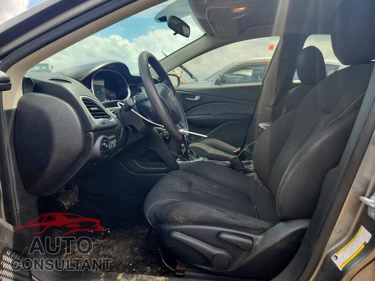 DODGE DART 2013 - 1C3CDFBA3DD211352