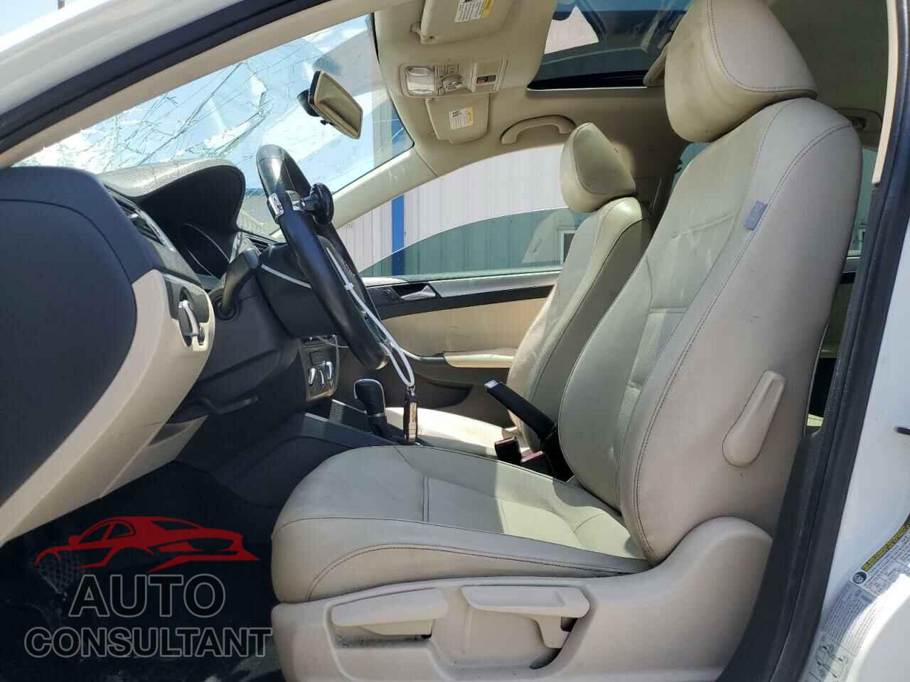 VOLKSWAGEN JETTA 2017 - 3VWDB7AJ6HM290245