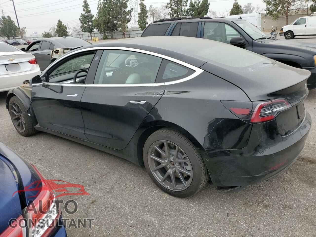 TESLA MODEL 3 2019 - 5YJ3E1EB2KF450638