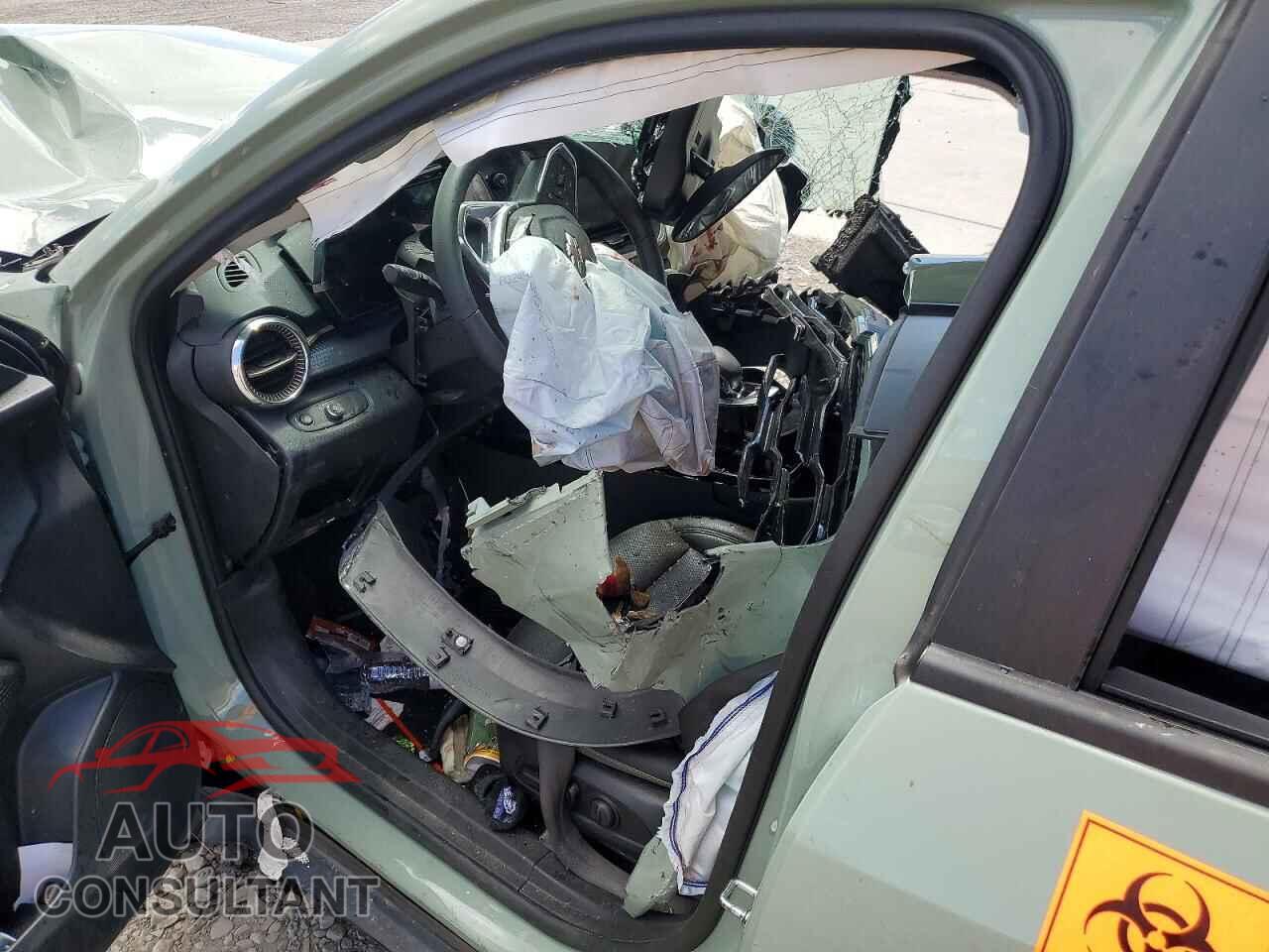 CHEVROLET TRAX 2025 - KL77LKEP8SC215521