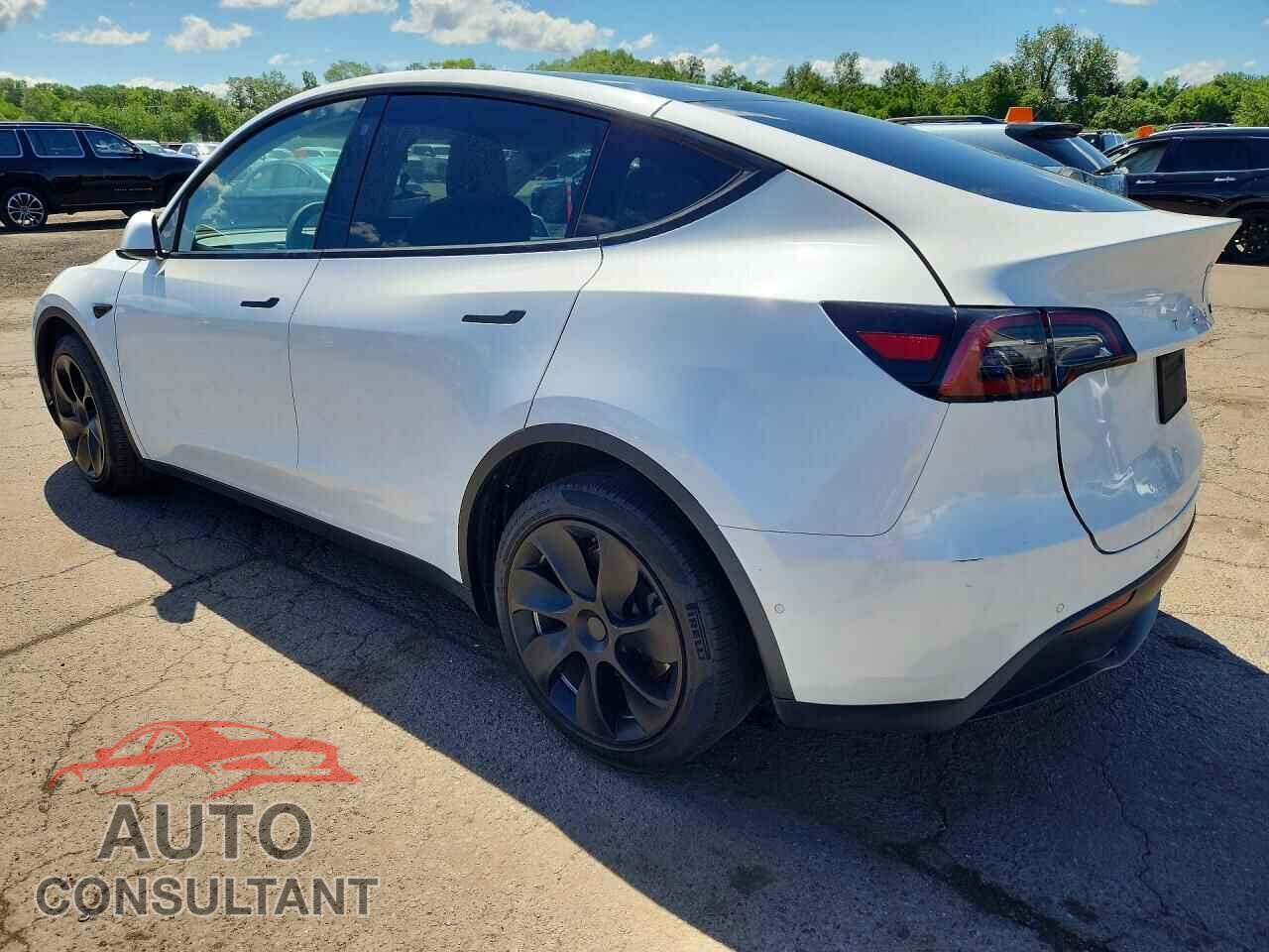 TESLA MODEL Y 2022 - 7SAYGDEE2NF320815