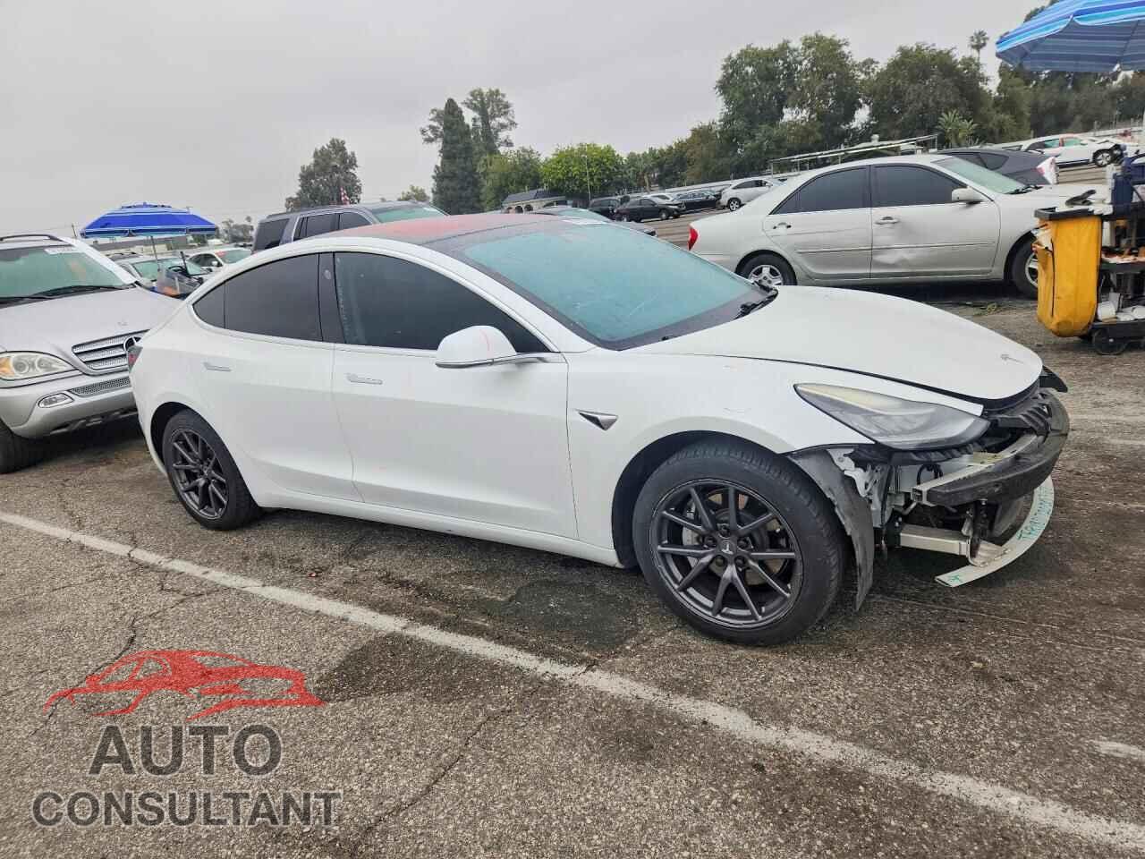 TESLA MODEL 3 2018 - 5YJ3E1EA3JF009106