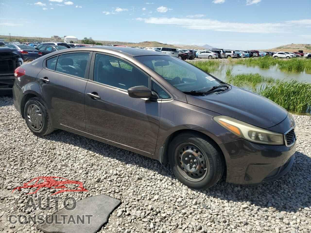 KIA FORTE 2017 - 3KPFK4A76HE037726