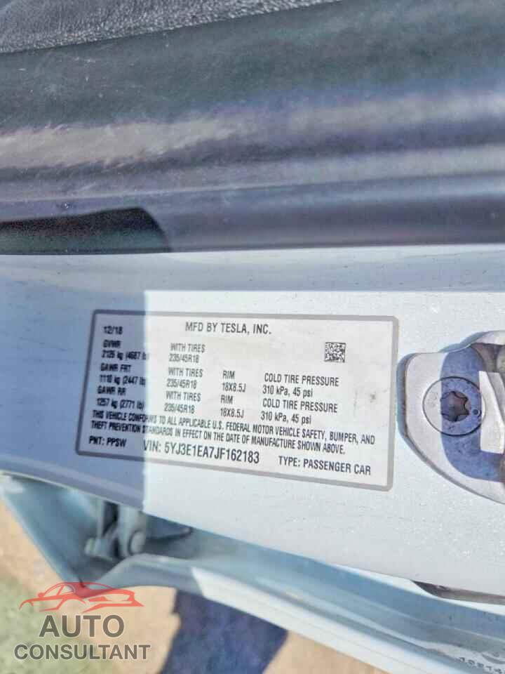 TESLA MODEL 3 2018 - 5YJ3E1EA7JF162183