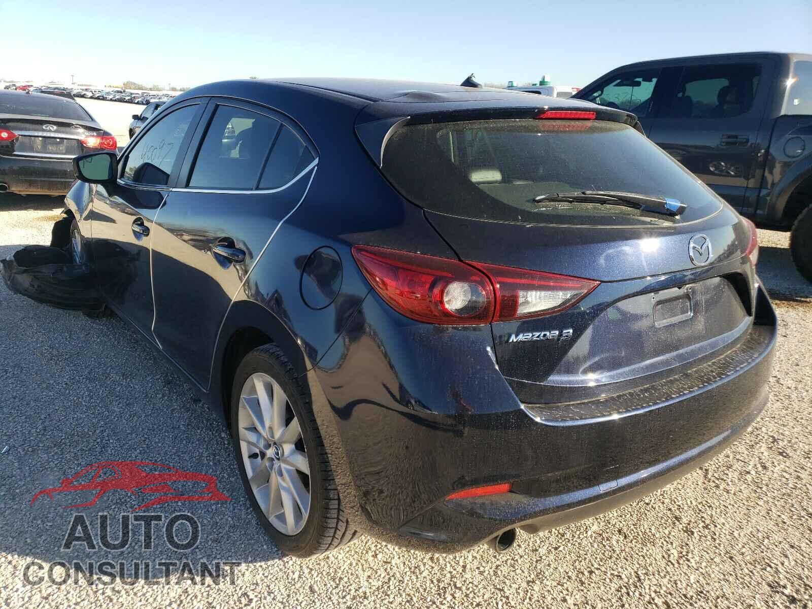 MAZDA 3 2017 - 3MZBN1L7XHM152818