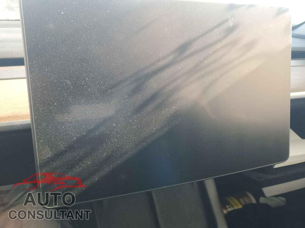 TESLA MODEL 3 2023 - 5YJ3E1EA2PF477191