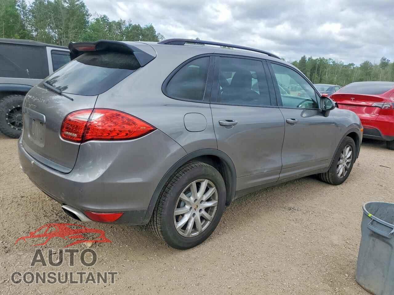 PORSCHE CAYENNE 2013 - WP1AA2A25DLA08448