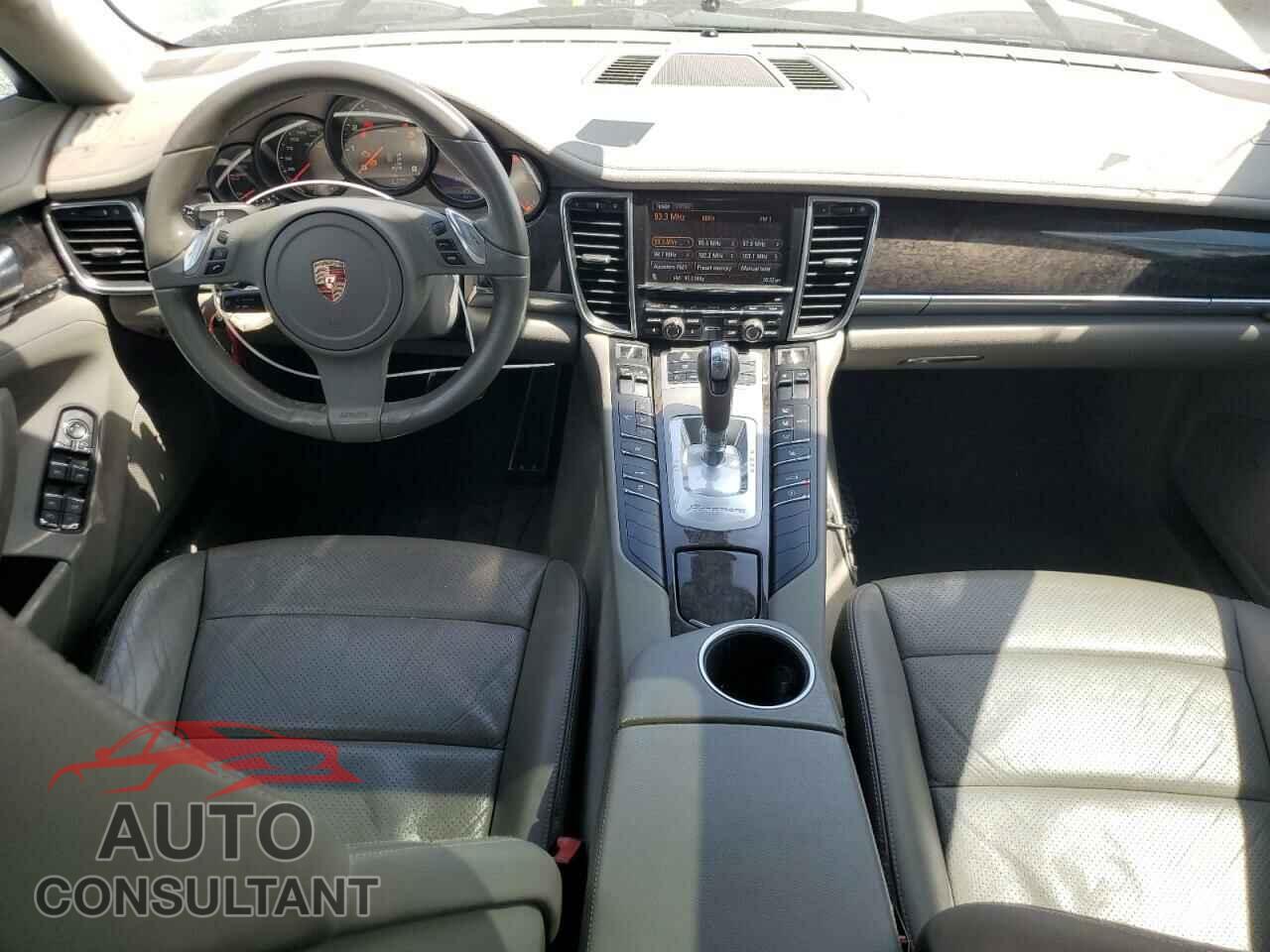 PORSCHE PANAMERA 2011 - WP0AA2A73BL010872