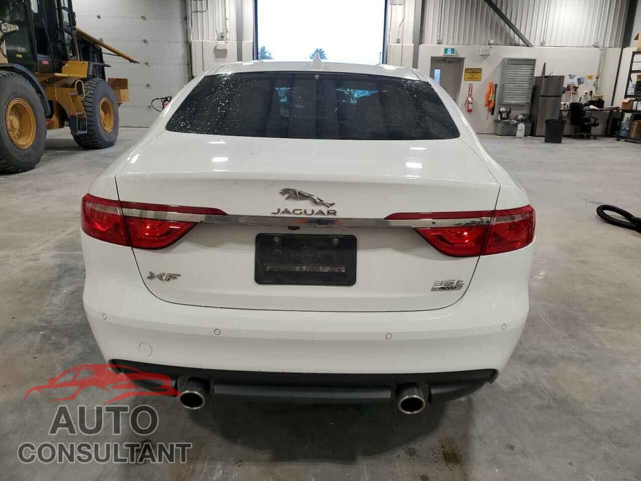 JAGUAR XF 2016 - SAJBK4BV7GCY12036