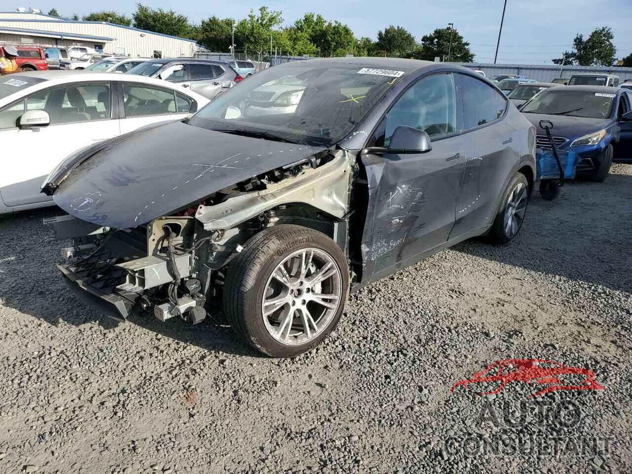 TESLA MODEL Y 2023 - 7SAYGAEE6PF826102