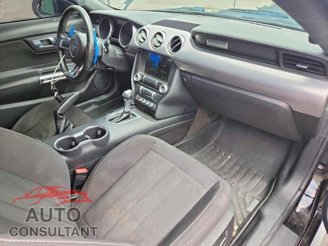 FORD MUSTANG 2018 - 1FA6P8TH9J5183253