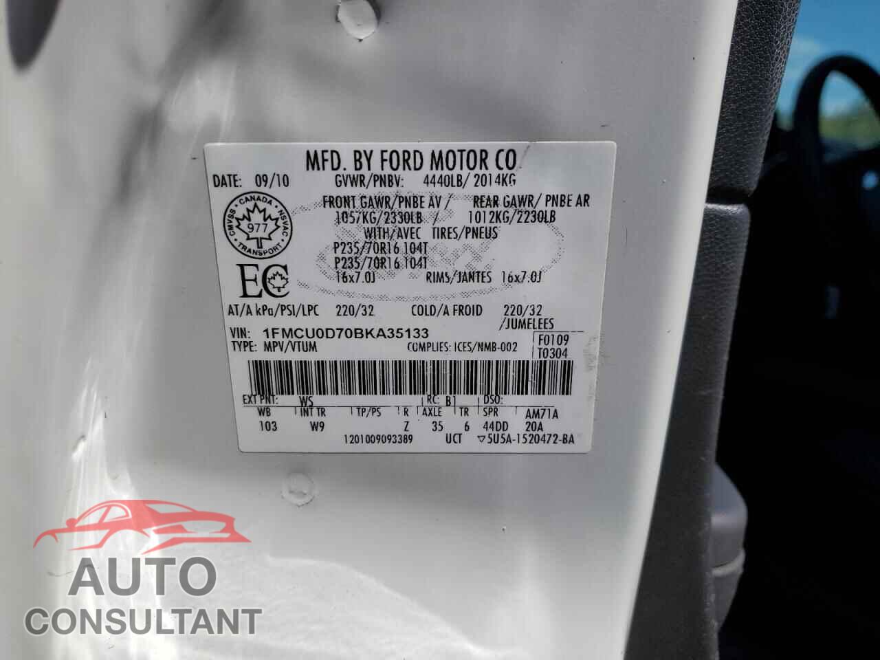 FORD ESCAPE 2011 - 1FMCU0D70BKA35133