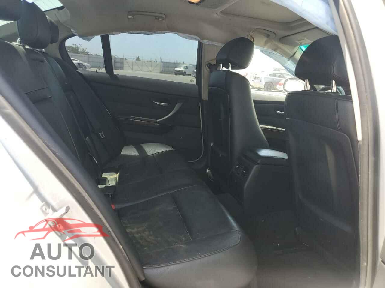 BMW 3 SERIES 2011 - WBAPH5G59BNM76384