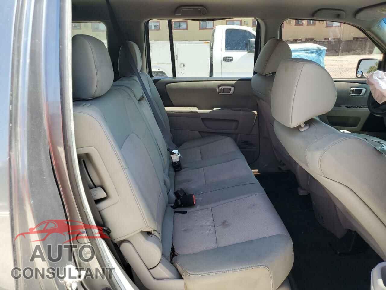 HONDA PILOT 2012 - 5FNYF3H45CB006103