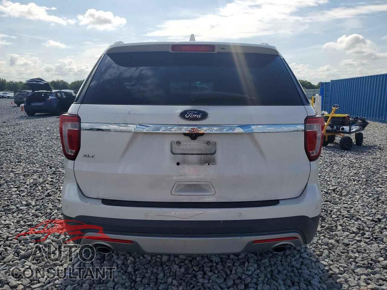 FORD EXPLORER 2017 - 1FM5K7D8XHGB68994