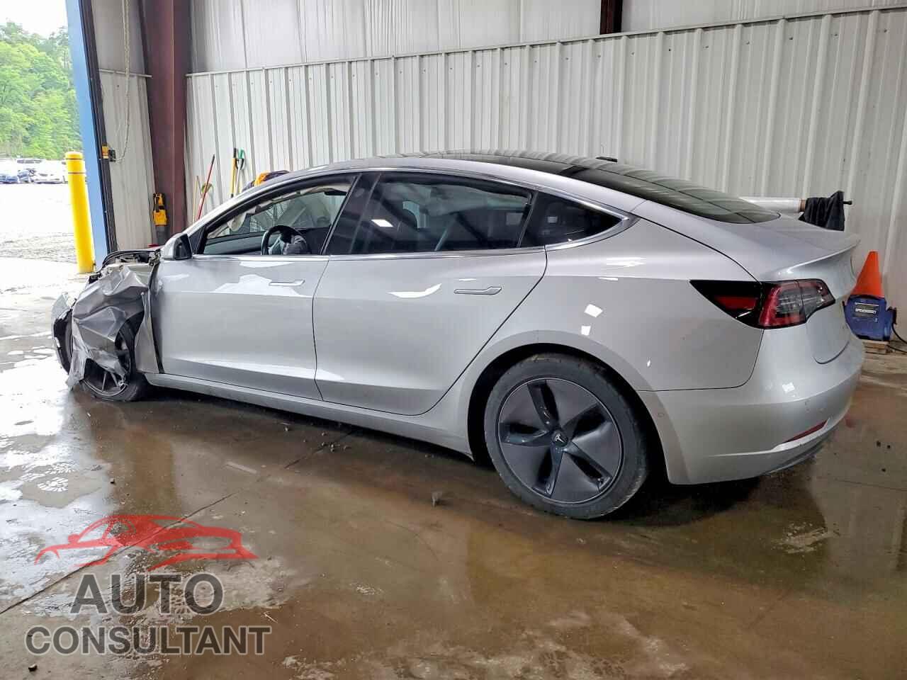 TESLA MODEL 3 2018 - 5YJ3E1EB4JF091114