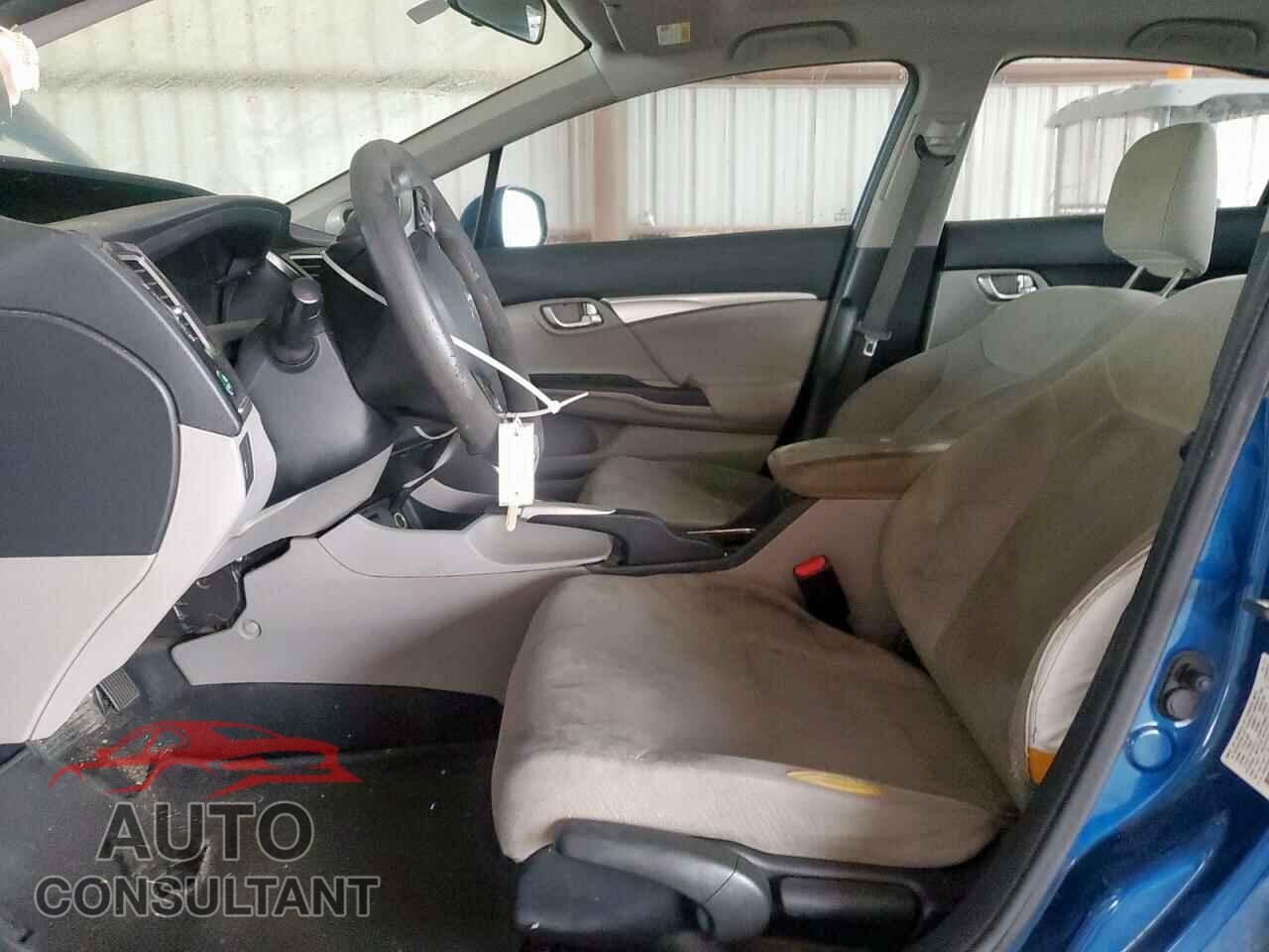 HONDA CIVIC 2013 - 2HGFB2F82DH527554