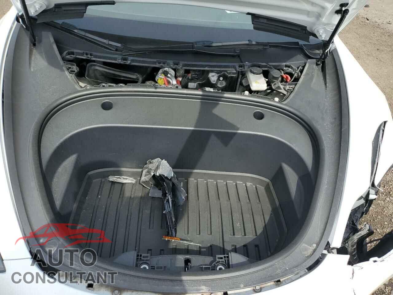TESLA MODEL 3 2022 - 5YJ3E1EA1NF240768