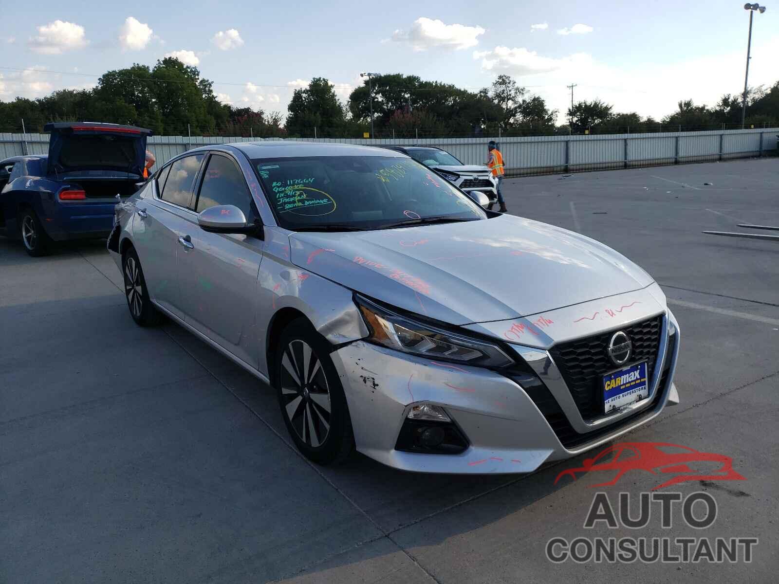 NISSAN ALTIMA SV 2019 - 1N4BL4DV9KC109089