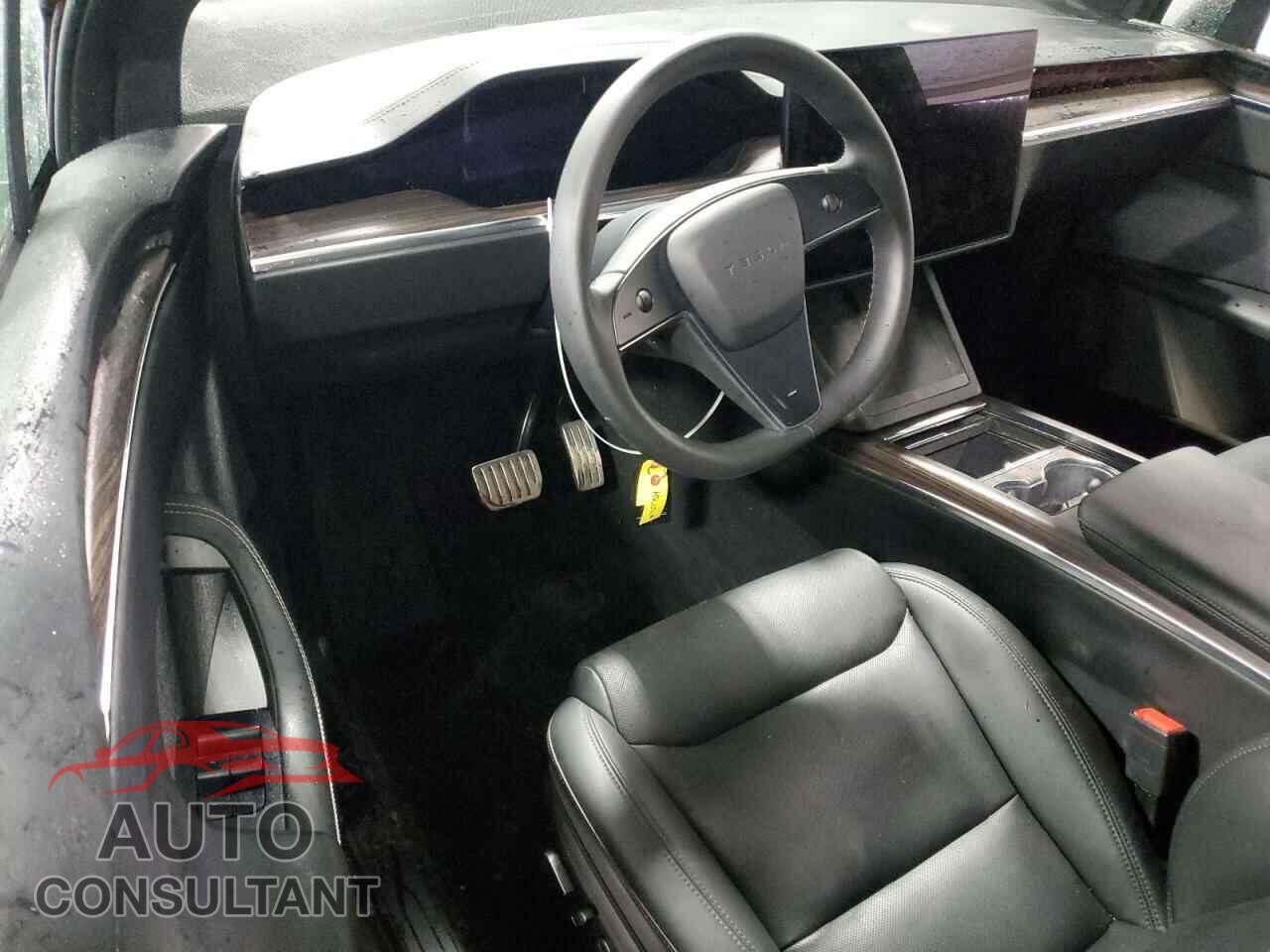 TESLA MODEL X 2023 - 7SAXCDE52PF421959