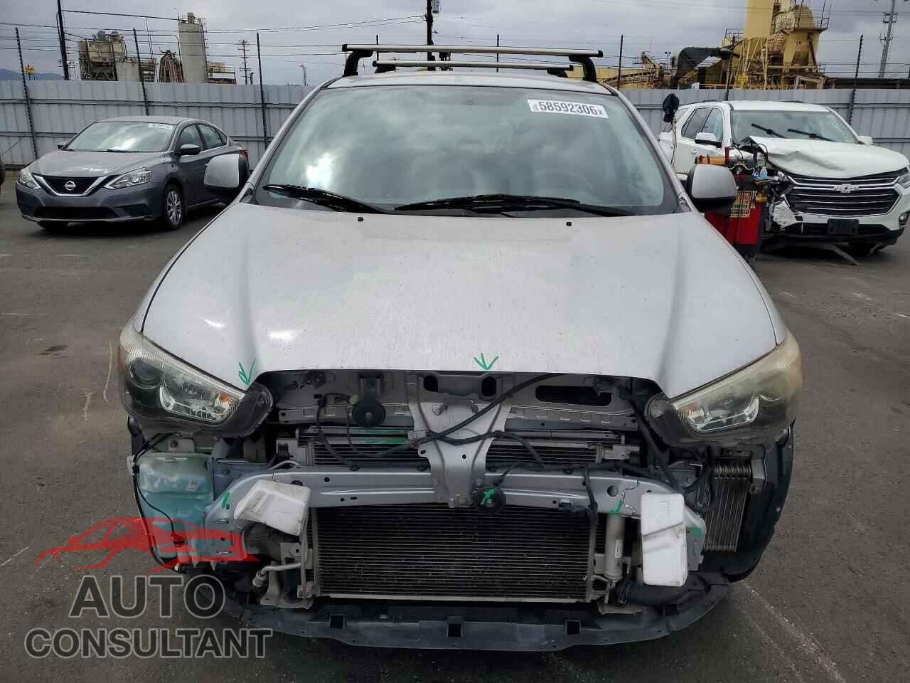 MITSUBISHI OUTLANDER 2013 - 4A4AR3AU1DE007778