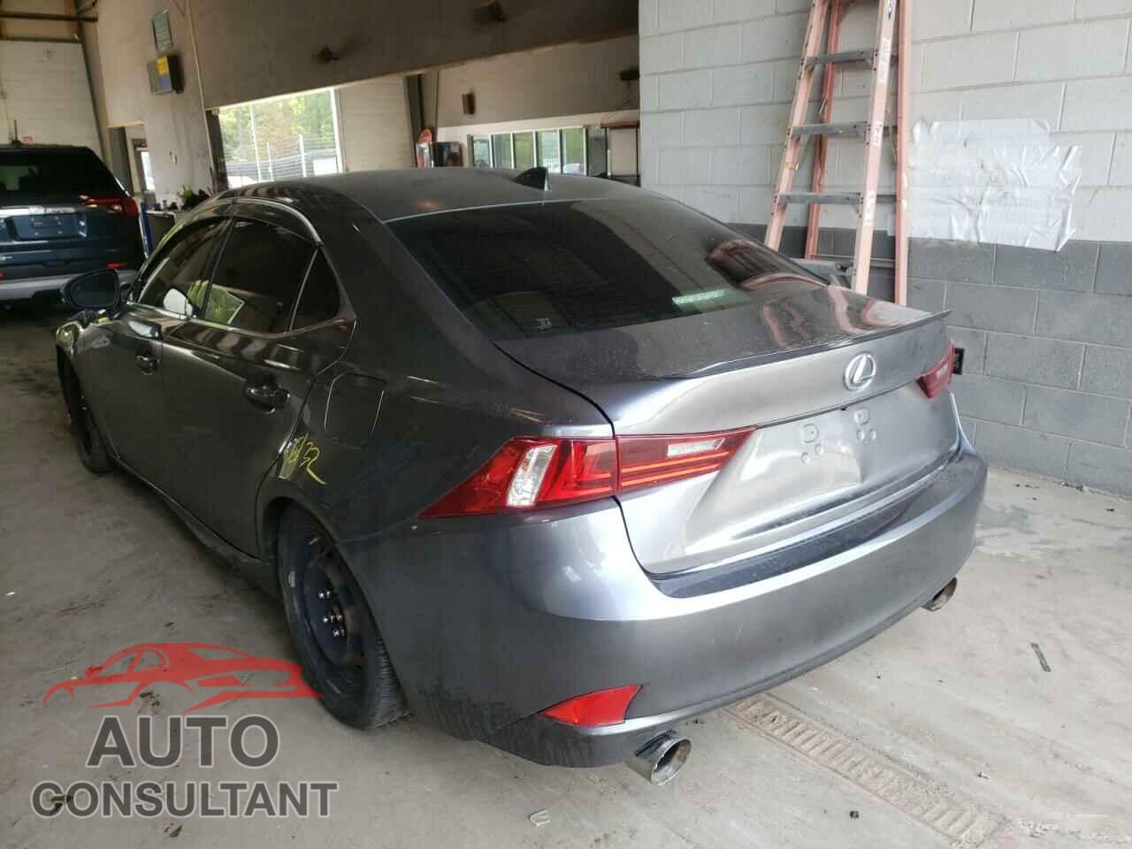 LEXUS IS 2016 - JTHBA1D22G5031754