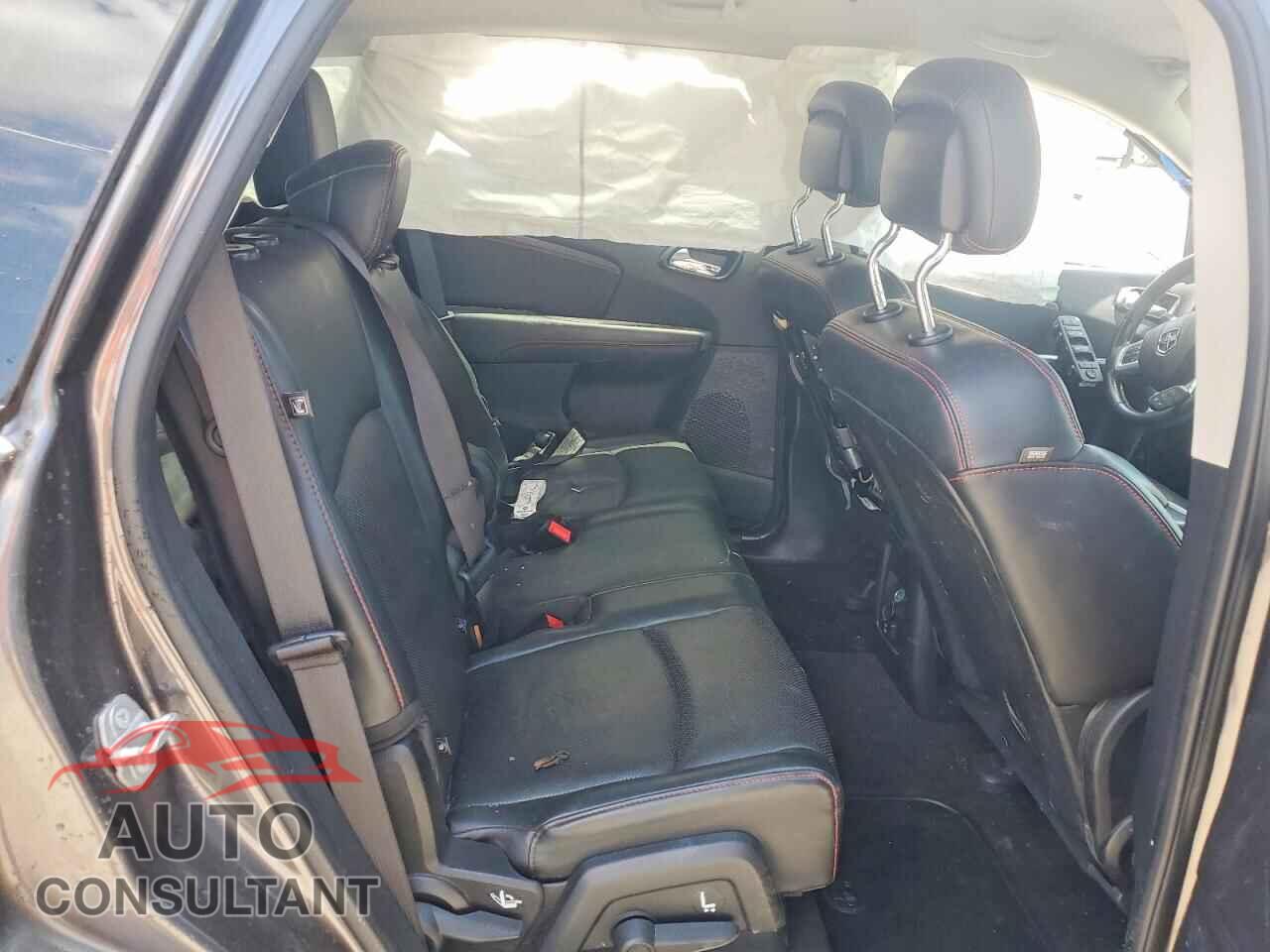 DODGE JOURNEY 2015 - 3C4PDCEG7FT659344
