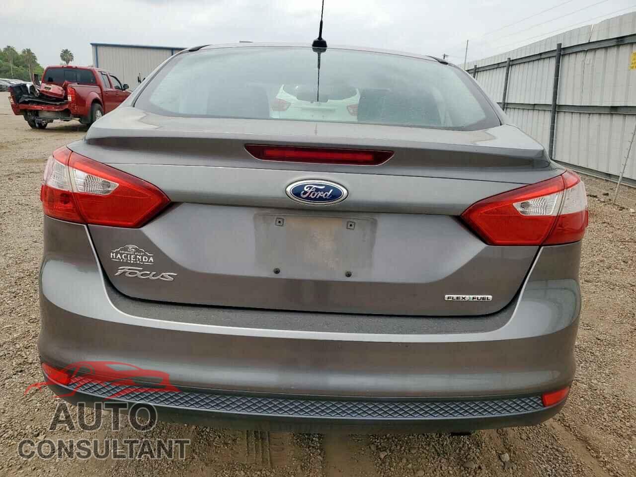 FORD FOCUS 2014 - 1FADP3E21EL293590