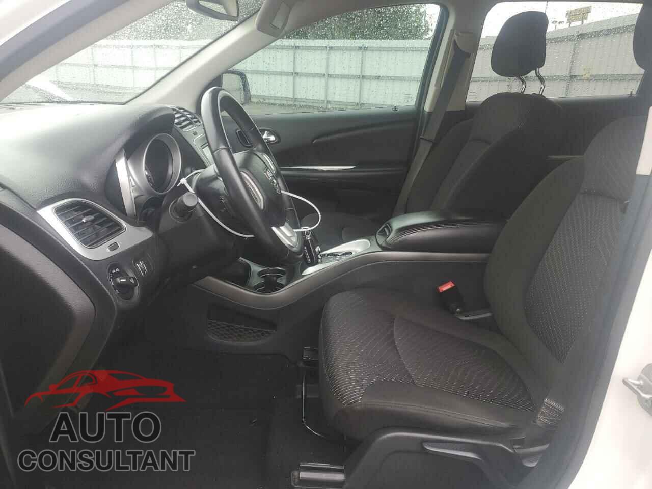 DODGE JOURNEY 2019 - 3C4PDCBB3KT707635