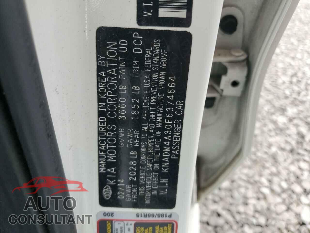 KIA RIO 2014 - KNADM4A30E6374664