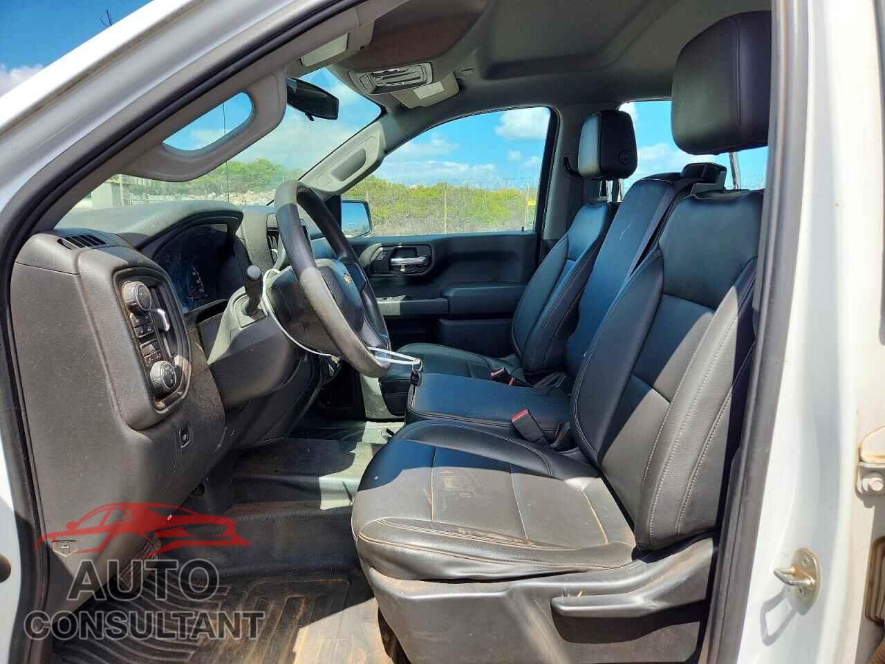 CHEVROLET SILVERADO 2020 - 3GCUYAEF5LG223602