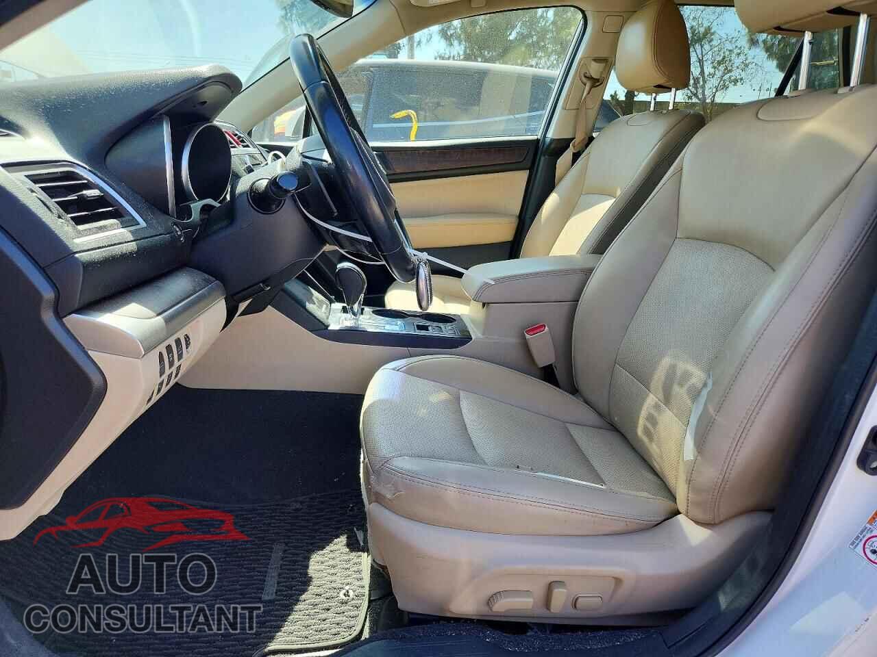 SUBARU OUTBACK 2017 - 4S4BSENC8H3373702